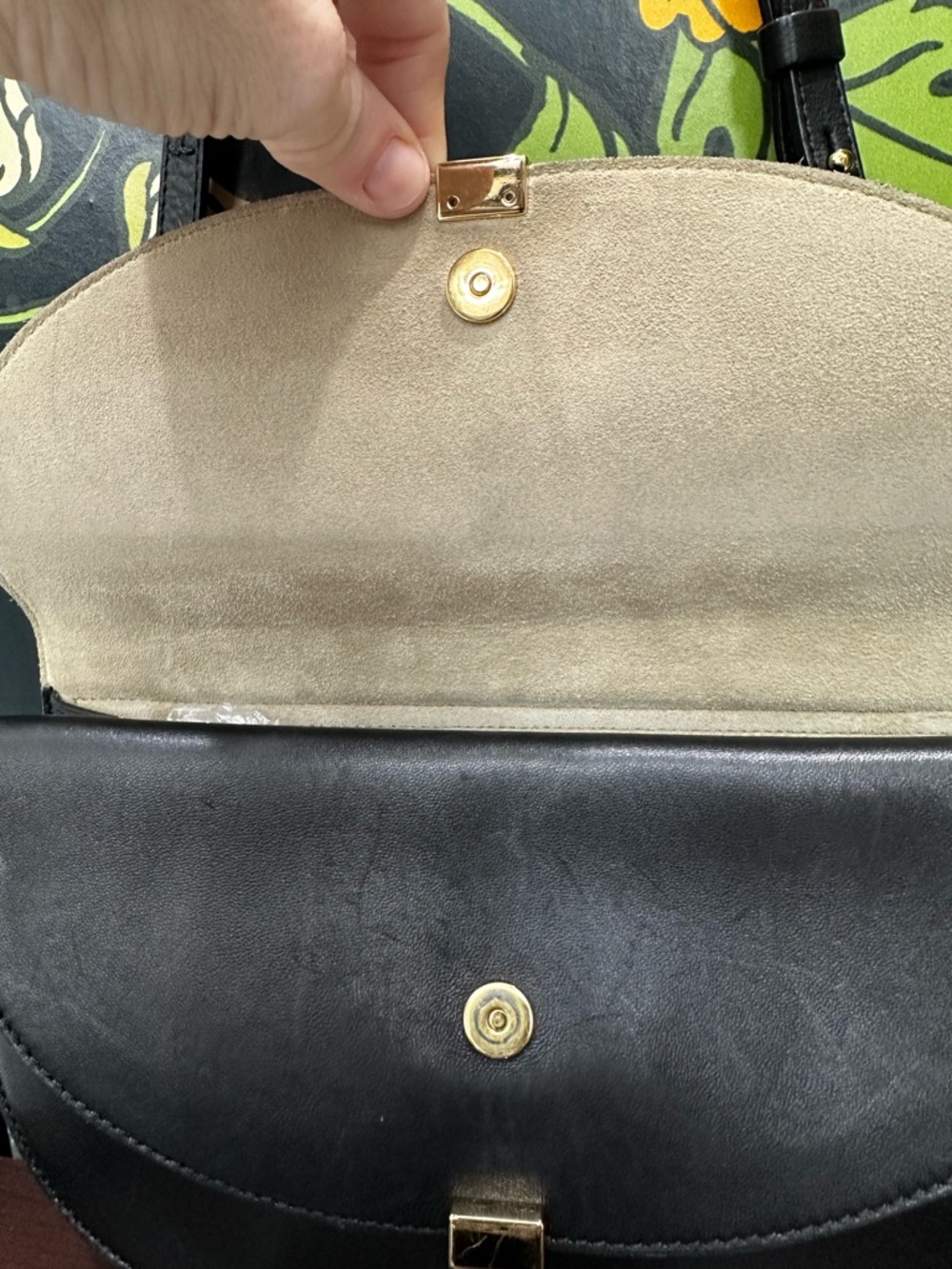 Chloé Georgia Black Calfskin Double Flap Crossbody | Made in Italy - Picture 10 of 15